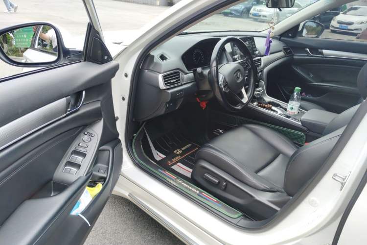 Used Honda Accord 2018 260TURBO Elite Edition China VI Driver Seat