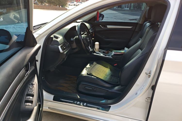 Used Honda Accord 2018 260TURBO Elite Edition China VI Driver Seat