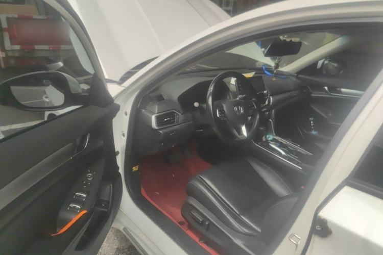 Used Honda Accord 2018 260TURBO Elite Edition China VI Driver Seat