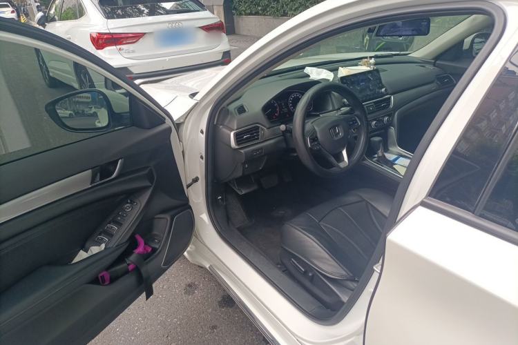 Used Honda Accord 2018 260TURBO Elite Edition China VI Driver Seat
