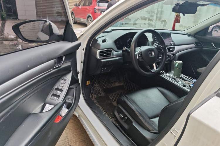 Used Honda Accord 2018 Rui·Hybrid 2.0L Rui Ku Edition China VI Driver Seat