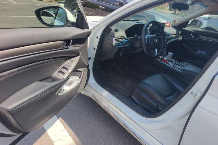 Used Honda Accord 2018 230TURBO Comfort Edition China VI Emission Standard Driver Seat