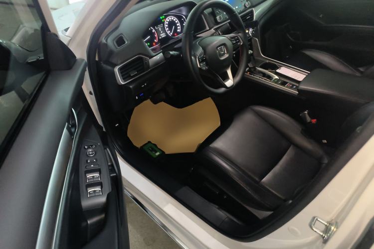 Used Honda Accord 2018 260TURBO Elite Edition China VI Driver Seat
