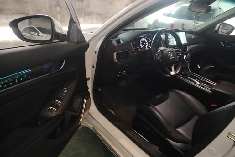 Used Honda Accord 2018 260TURBO Luxury Edition China VI Driver Seat