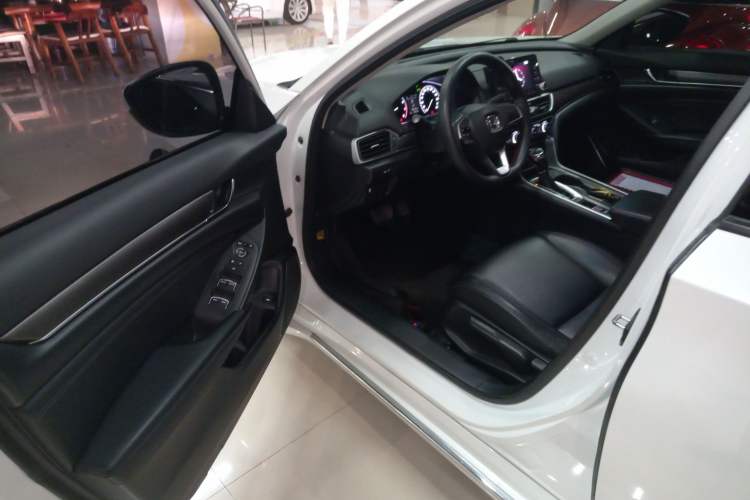 Used Honda Accord 2018 230TURBO Comfort Edition China VI Emission Standard Driver Seat