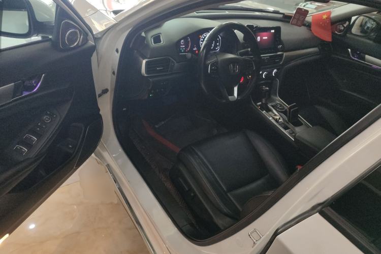 Used Honda Accord 2018 260TURBO Luxury Edition China VI Driver Seat