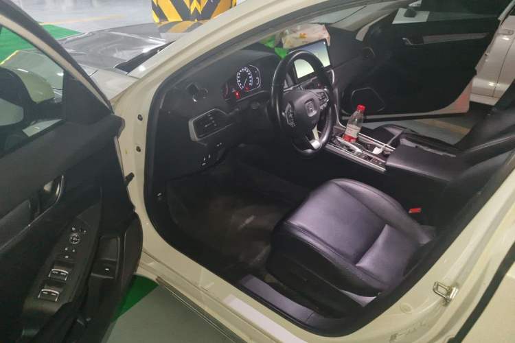 Used Honda Accord 2018 260TURBO Luxury Edition China VI Driver Seat