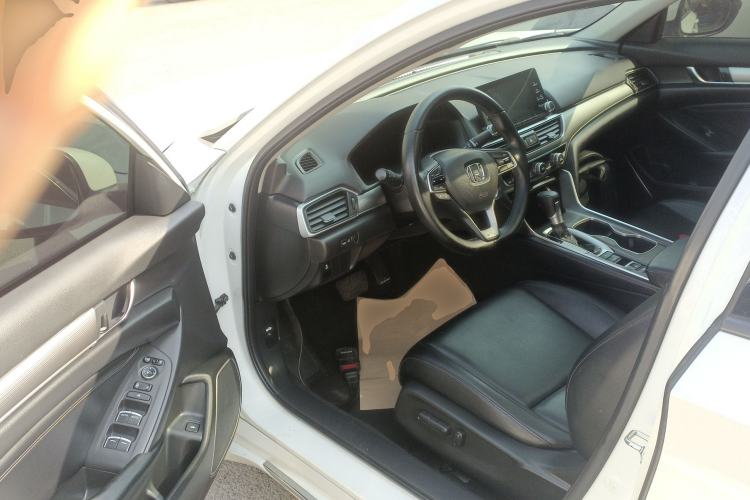 Used Honda Accord 2018 260TURBO Elite Edition China VI Driver Seat