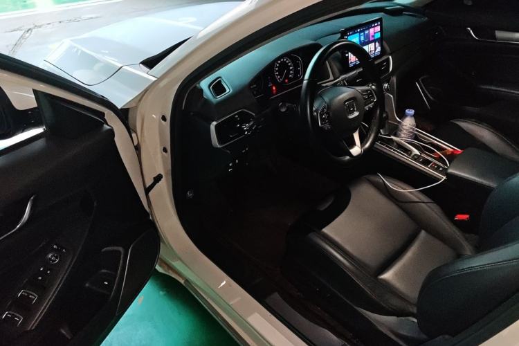 Used Honda Accord 2018 260TURBO Luxury Edition China VI Driver Seat