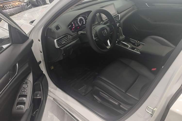 Used Honda Accord 2018 230TURBO Comfort Edition China VI Emission Standard Driver Seat
