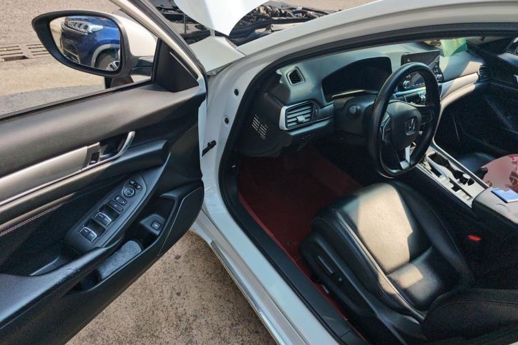 Used Honda Accord 2018 260TURBO Luxury Edition China V Emission Standard Driver Seat