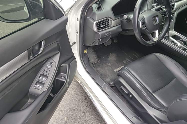 Used Honda Accord 2018 260TURBO Elite Edition China V Driver Seat