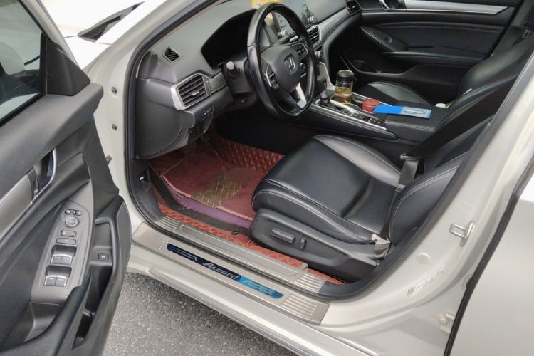 Used Honda Accord 2018 260TURBO Elite Edition China VI Driver Seat