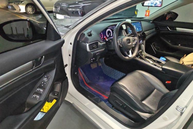 Used Honda Accord 2018 260TURBO Luxury Edition China V Emission Standard Driver Seat