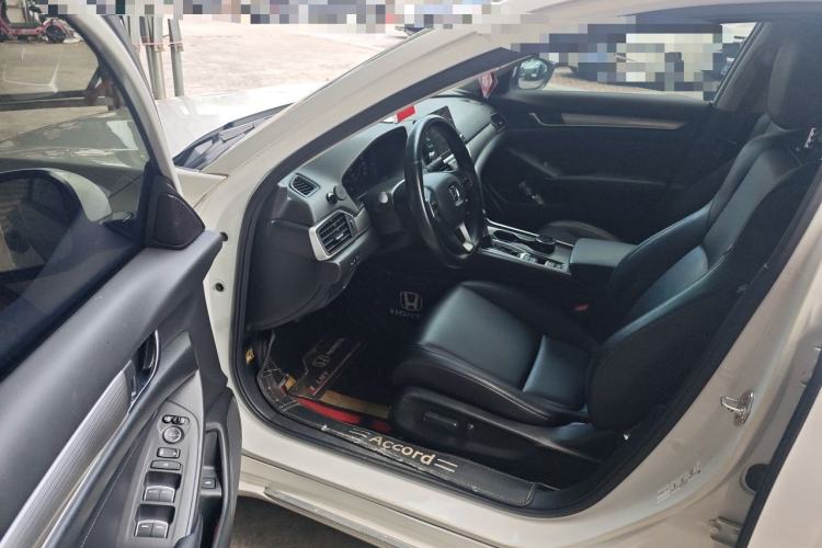 Used Honda Accord 2018 260TURBO Elite Edition China VI Driver Seat