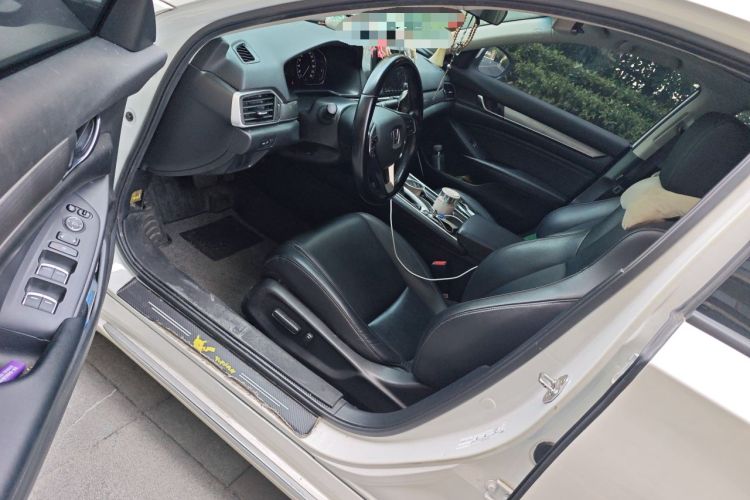 Used Honda Accord 2018 260TURBO Elite Edition China VI Driver Seat