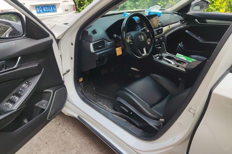 Used Honda Accord 2018 260TURBO Elite Edition China VI Driver Seat