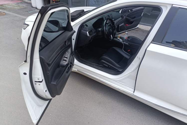 Used Honda Accord 2018 260TURBO Elite Edition China VI Driver Seat