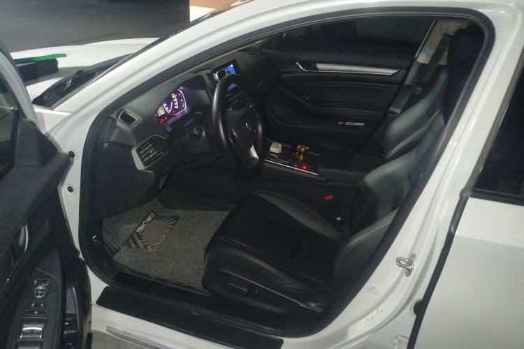 Used Honda Accord 2018 260TURBO Elite Edition China VI Driver Seat