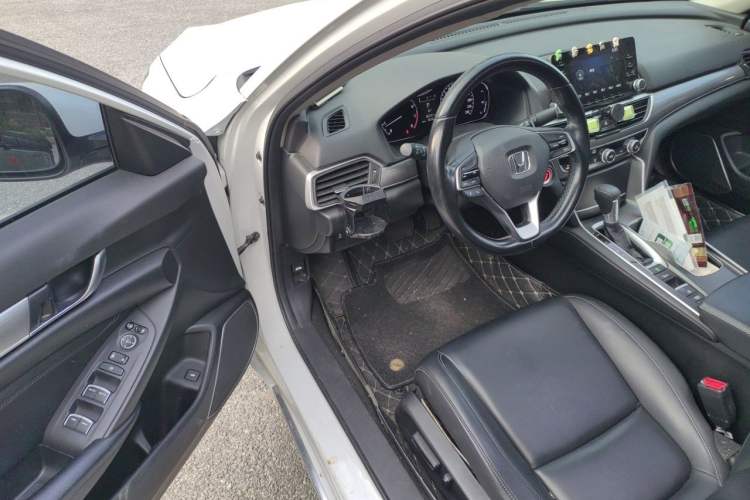 Used Honda Accord 2018 260TURBO Elite Edition China VI Driver Seat