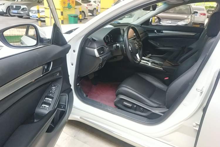 Used Honda Accord 2018 Rui·Hybrid 2.0L Rui Ku Edition China VI Driver Seat