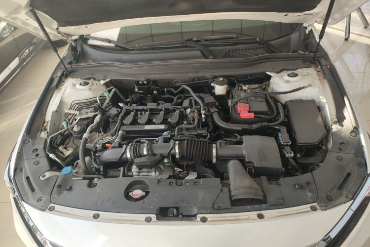 Used Honda Accord 2018 260TURBO Elite Edition China VI Engine Bay