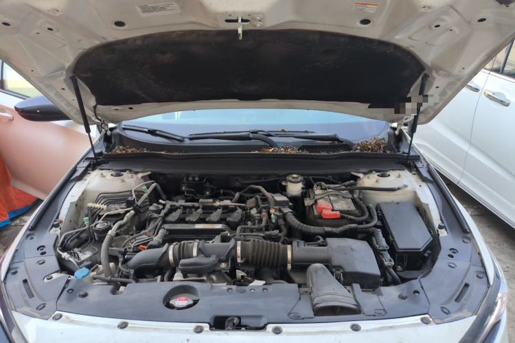 Used Honda Accord 2018 260TURBO Luxury Edition China VI Engine Bay