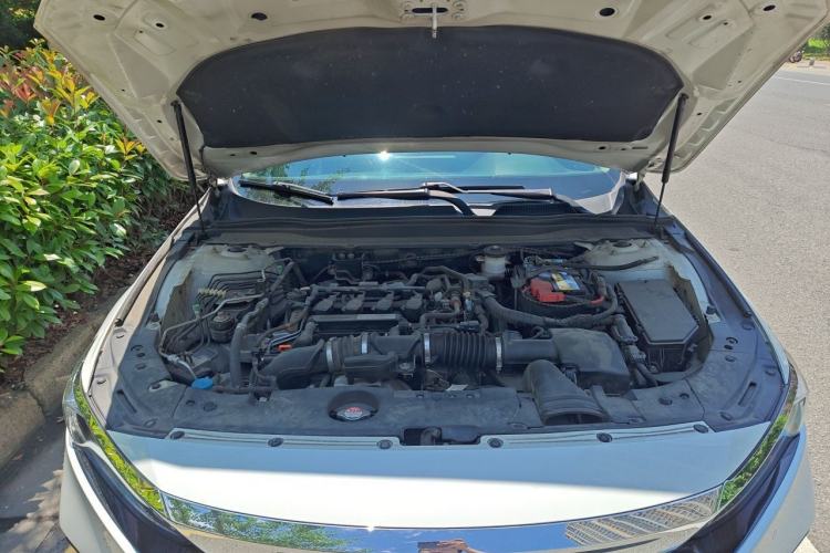 Used Honda Accord 2018 260TURBO Luxury Edition China VI Engine Bay