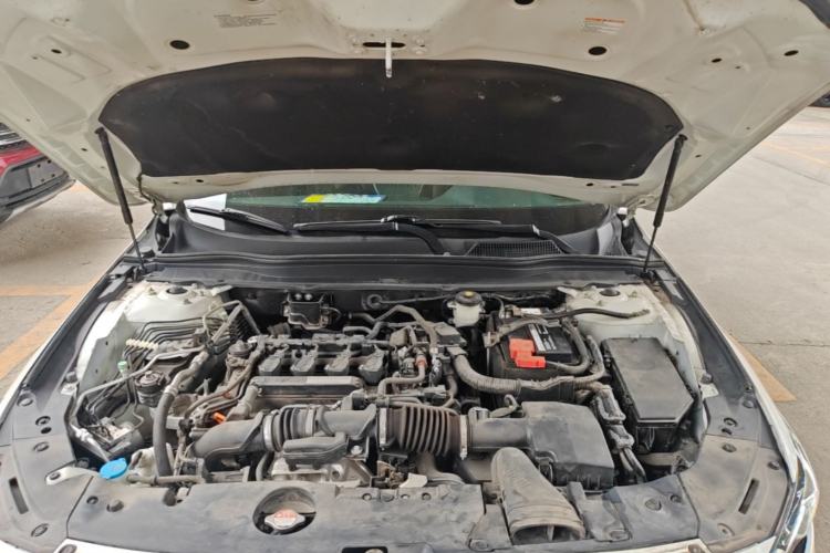 Used Honda Accord 2018 260TURBO Elite Edition China VI Engine Bay