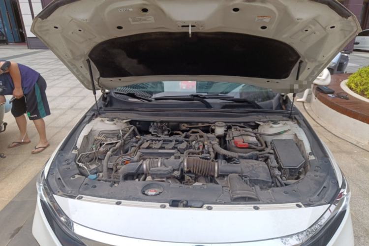 Used Honda Accord 2018 230TURBO Comfort Edition China VI Emission Standard Engine Bay