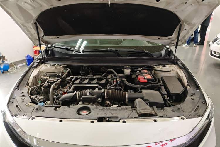 Used Honda Accord 2018 260TURBO Elite Edition China V Engine Bay