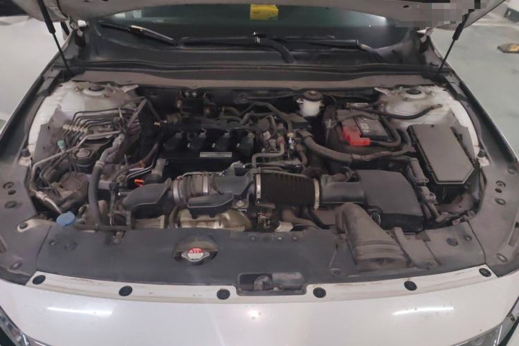 Used Honda Accord 2018 260TURBO Elite Edition China VI Engine Bay