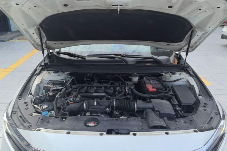 Used Honda Accord 2018 260TURBO Elite Edition China V Engine Bay