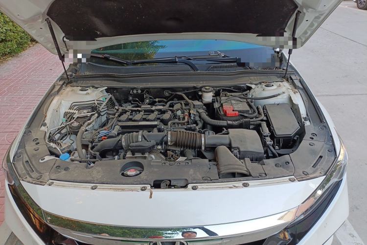 Used Honda Accord 2018 260TURBO Luxury Edition China V Emission Standard Engine Bay