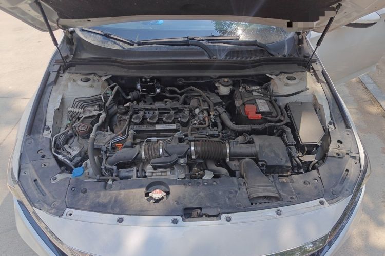 Used Honda Accord 2018 260TURBO Elite Edition China VI Engine Bay