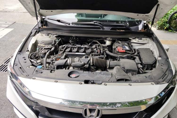 Used Honda Accord 2018 260TURBO Elite Edition China VI Engine Bay