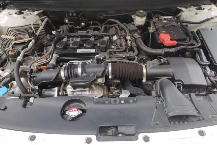 Used Honda Accord 2018 260TURBO Elite Edition China VI Engine Bay