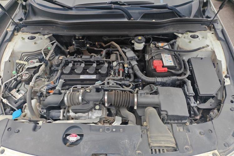 Used Honda Accord 2018 260TURBO Luxury Edition China VI Engine Bay