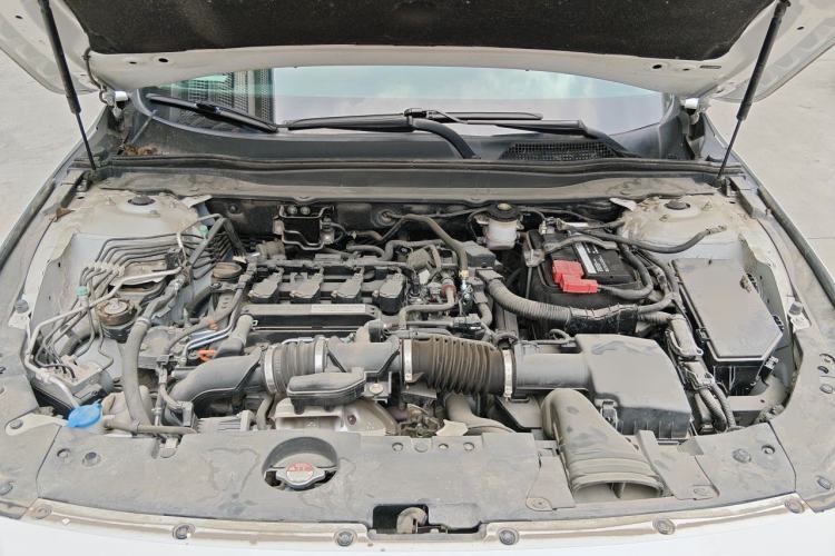 Used Honda Accord 2018 260TURBO Elite Edition China VI Engine Bay