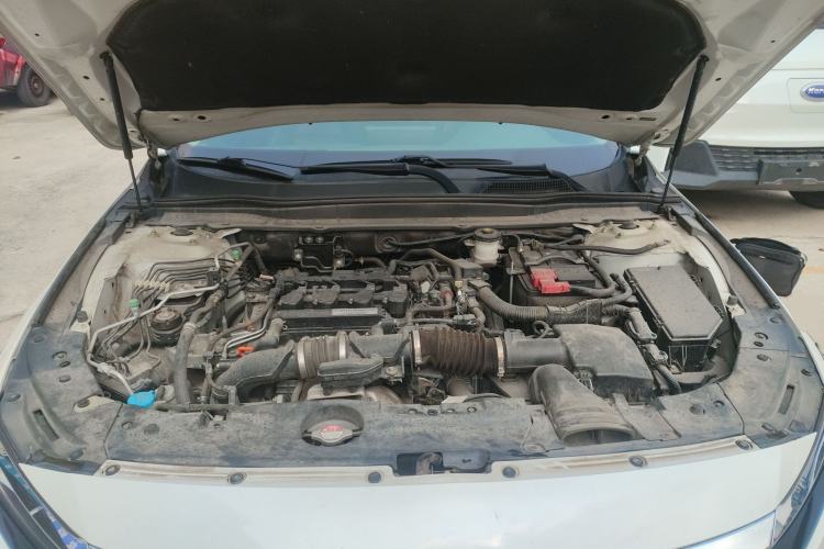 Used Honda Accord 2018 260TURBO Luxury Edition China VI Engine Bay