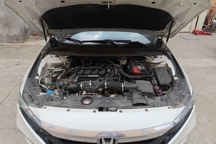 Used Honda Accord 2018 260TURBO Elite Edition China V Engine Bay