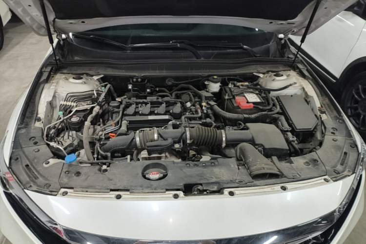 Used Honda Accord 2018 260TURBO Luxury Edition China VI Engine Bay