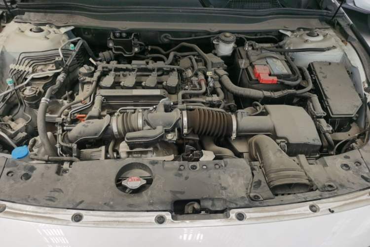 Used Honda Accord 2018 260TURBO Elite Edition China VI Engine Bay