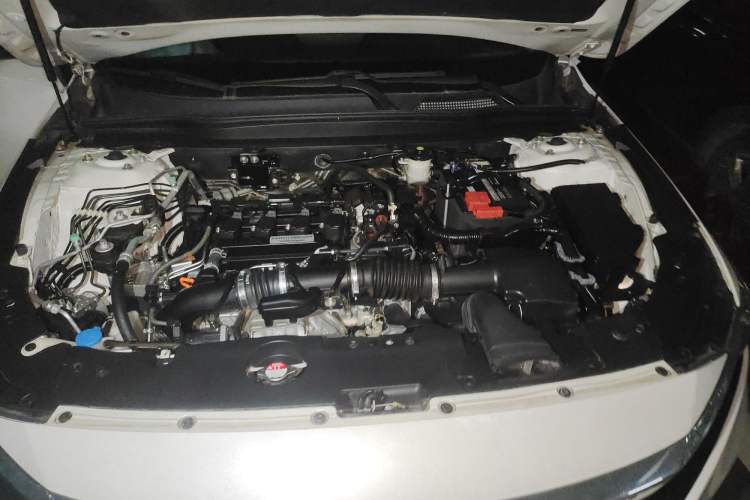 Used Honda Accord 2018 260TURBO Elite Edition China V Engine Bay