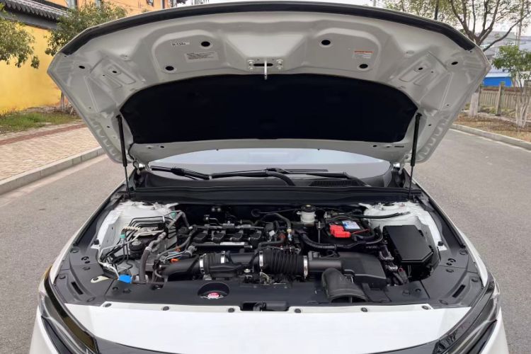 Used Honda Accord 2018 260TURBO Elite Edition China VI Engine Bay