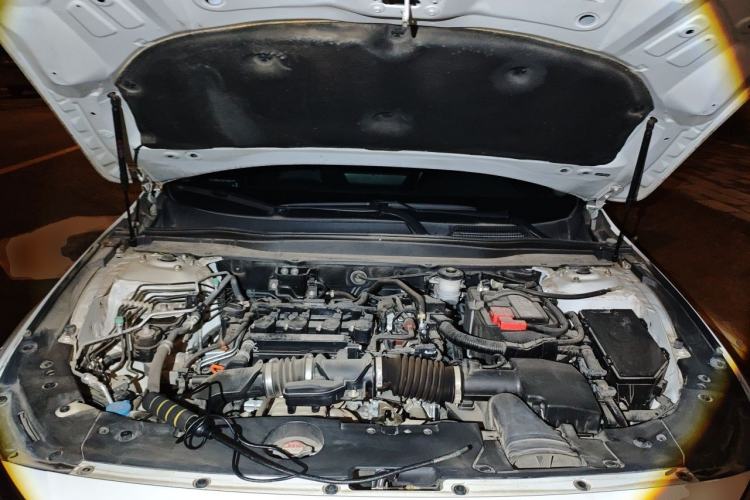 Used Honda Accord 2018 260TURBO Elite Edition China VI Engine Bay