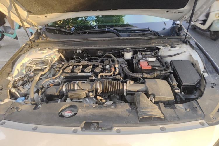 Used Honda Accord 2018 260TURBO Luxury Edition China VI Engine Bay