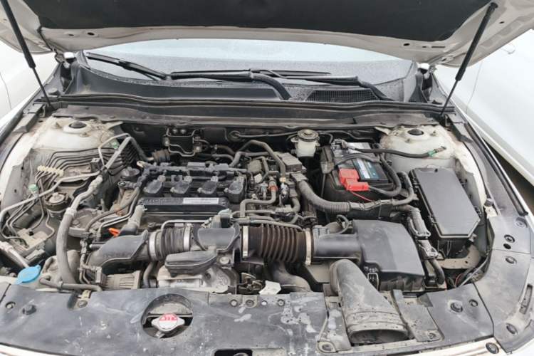 Used Honda Accord 2018 230TURBO Comfort Edition China VI Emission Standard Engine Bay