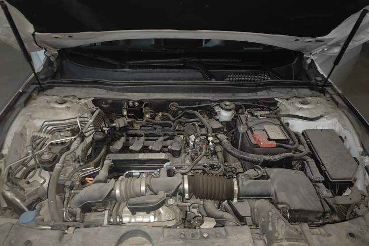 Used Honda Accord 2018 260TURBO Elite Edition China V Engine Bay