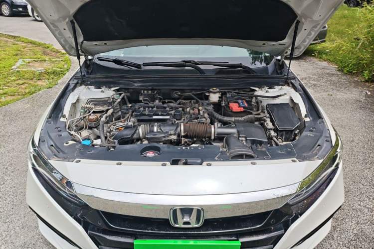 Used Honda Accord 2018 260TURBO Elite Edition China V Engine Bay